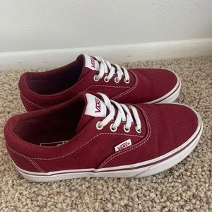authentic vans casual sneaker!!